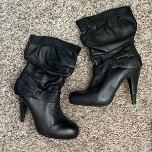 Gianni Bini faux leather slouch booties size 9